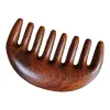 تدليك خشب الصندل مع مشط خشبي طبيعي Item Picture
